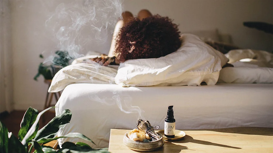 which-is-best-for-sleep-issues-thc-cbd-or-cbn