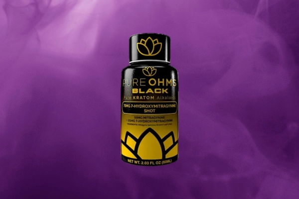 Pure Ohms Black 7-Hydroxymitragynine shot bottle against a purple background